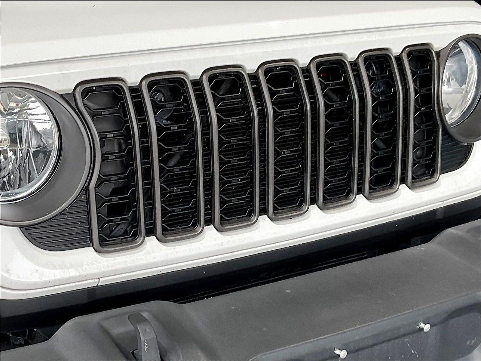 Used 2024 Jeep Wrangler Unlimited Sport AWD/4WD image 32
