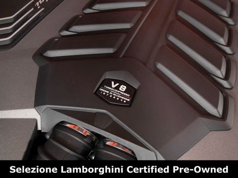 Used 2025 Lamborghini Urus SE image 43