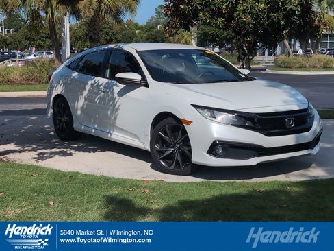 Used 2019 Honda Civic Sport image 1