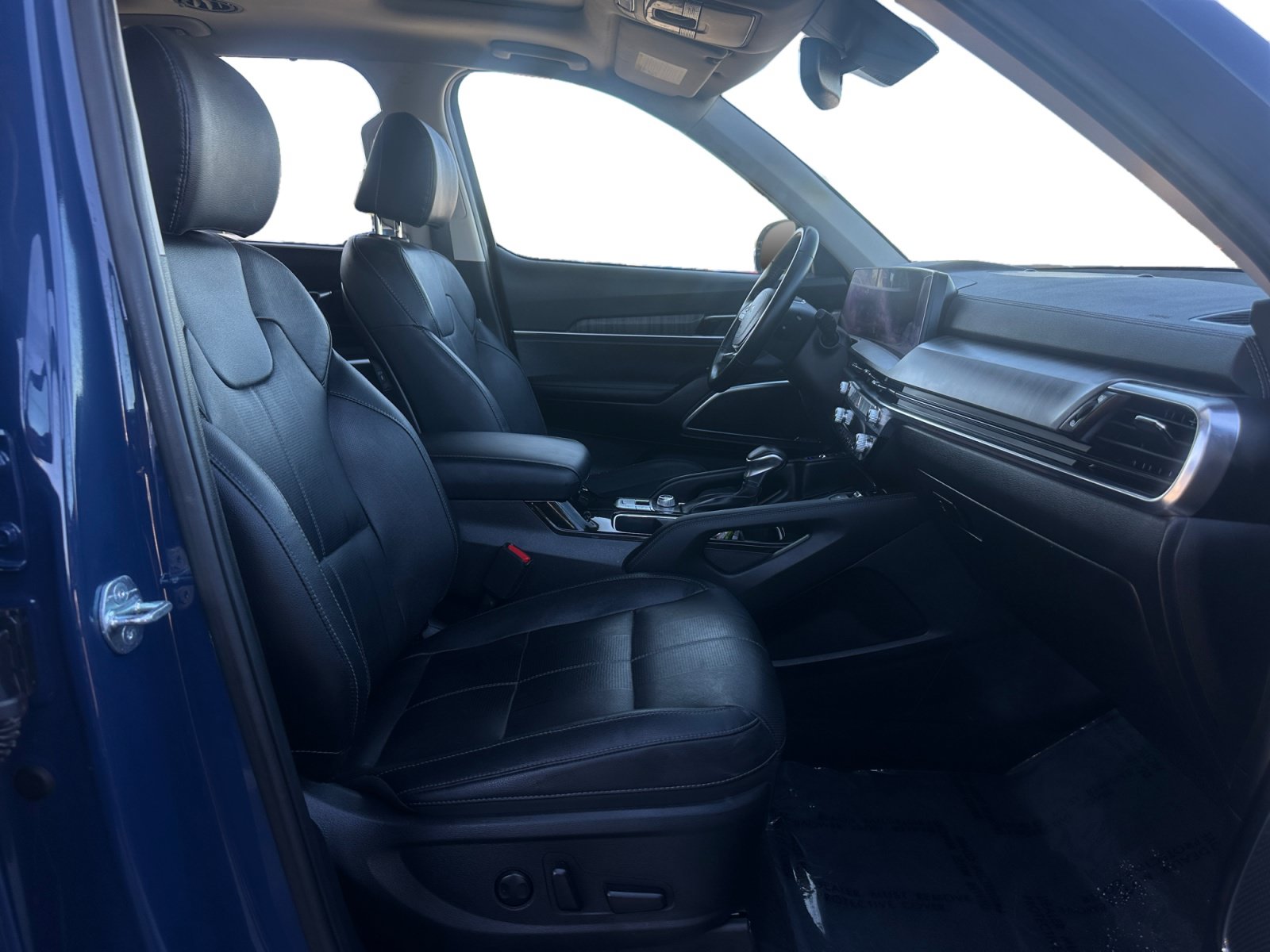 Used 2023 Kia Telluride SX FWD image 15