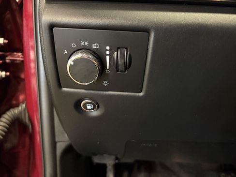 Used 2018 Jeep Grand Cherokee Trackhawk AWD/4WD image 18