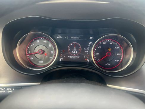 Used 2022 Dodge Charger SXT RWD image 16