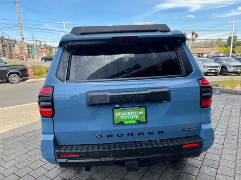 New 2026 Toyota 4Runner TRD Off-Road Premium AWD/4WD image 4