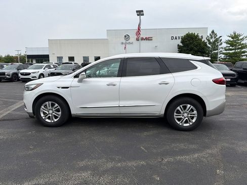 Used 2018 Buick Enclave Premium w/ LPO, Hit The Road Package AWD/4WD image 8