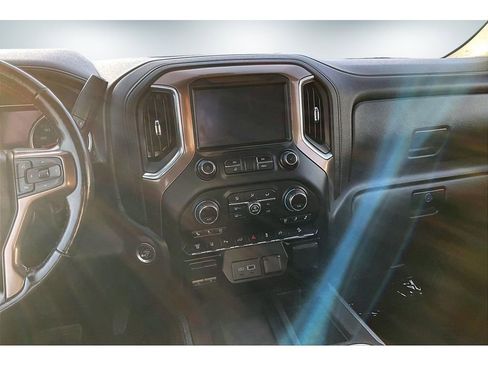 Used 2020 Chevrolet Silverado 2500 High Country w/ Z71 Off-Road Package image 10