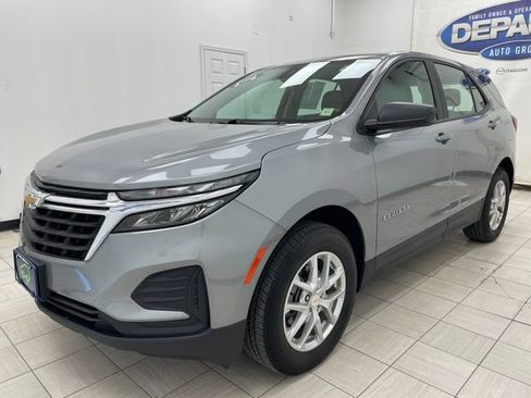 Used 2024 Chevrolet Equinox LS AWD/4WD image 18