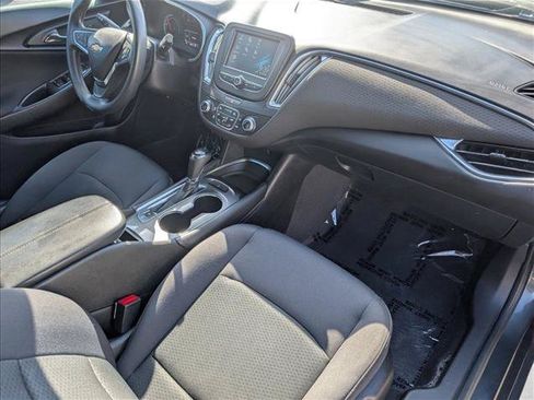 Used 2017 Chevrolet Malibu Hybrid FWD image 20