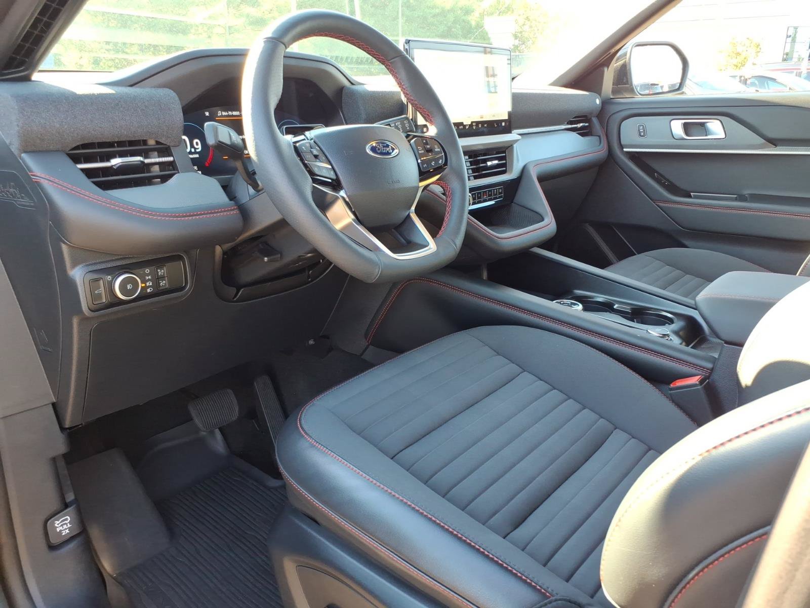 New 2026 Ford Explorer ST-Line AWD/4WD image 15