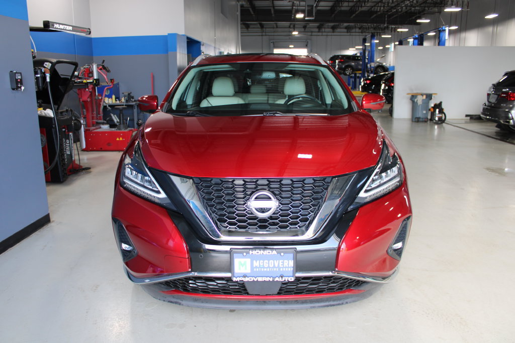 Used 2023 Nissan Murano Platinum w/ Cargo Package AWD/4WD image 2