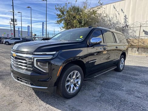 New 2026 Chevrolet Suburban Premier RWD image 3
