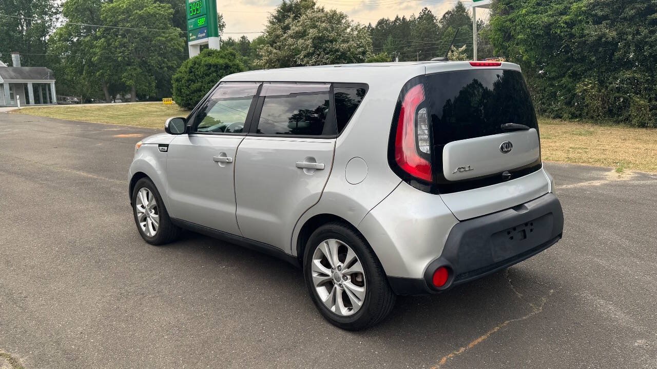 Used 2014 Kia Soul + w/ Audio Package FWD image 6