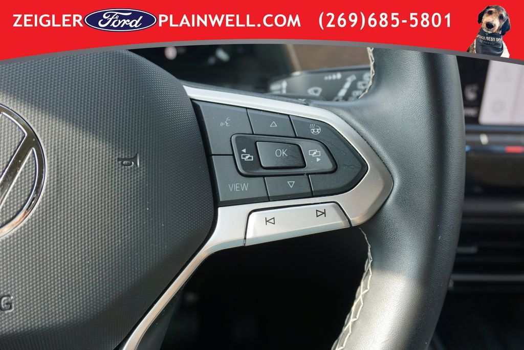 Used 2025 Volkswagen Atlas SE FWD image 26