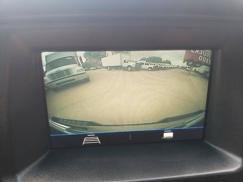 Used 2019 Chevrolet Colorado W/T RWD image 14