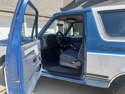 Used 1989 Ford Bronco AWD/4WD image 9