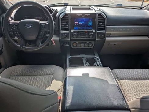 Used 2021 Ford F250 XLT w/ XLT Premium Package AWD/4WD image 15
