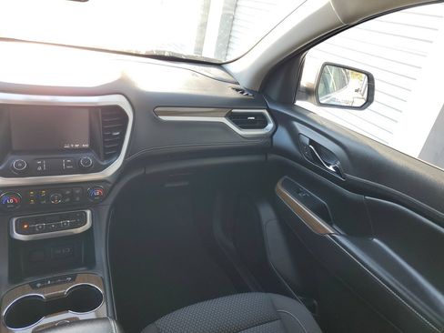 Used 2023 GMC Acadia SLE AWD/4WD image 15