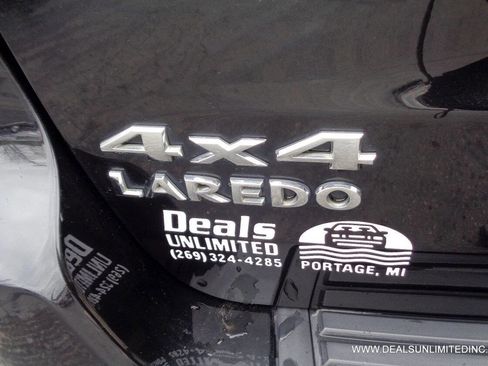 Used 2013 Jeep Grand Cherokee Laredo image 6