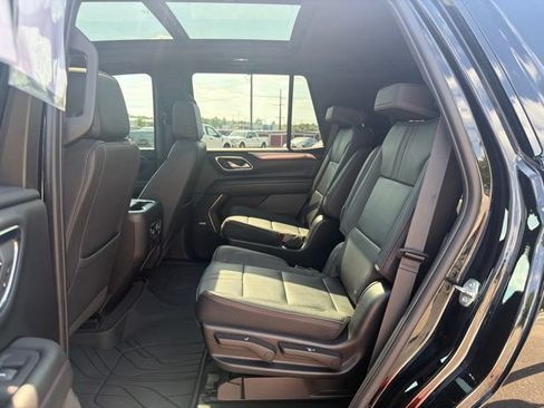 Used 2023 Chevrolet Tahoe RST w/ Luxury Package AWD/4WD image 23