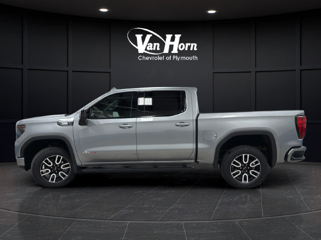Used 2023 GMC Sierra 1500 AT4 w/ Technology Package AWD/4WD image 4