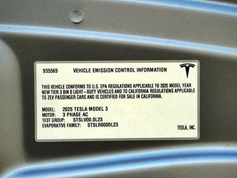 Used 2025 Tesla Model 3 Performance AWD/4WD image 43