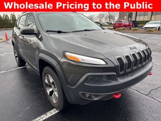 Used 2016 Jeep Cherokee Trailhawk w/ Comfort/Convenience Group video 2