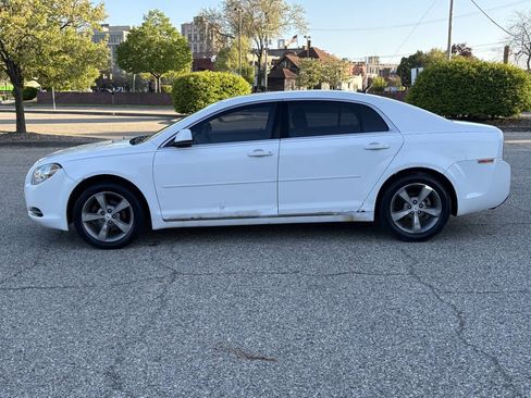 Used 2011 Chevrolet Malibu LT w/ Power Convenience Package image 17