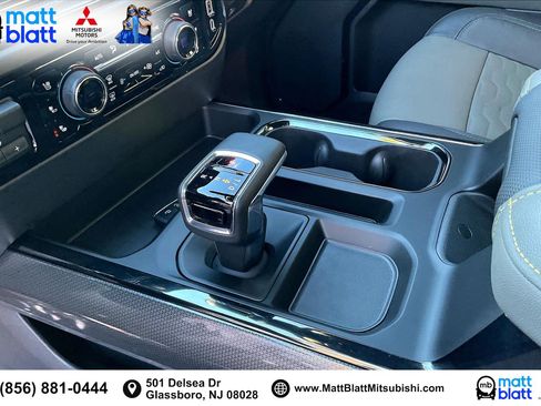 Used 2024 Chevrolet Silverado 1500 ZR2 image 19