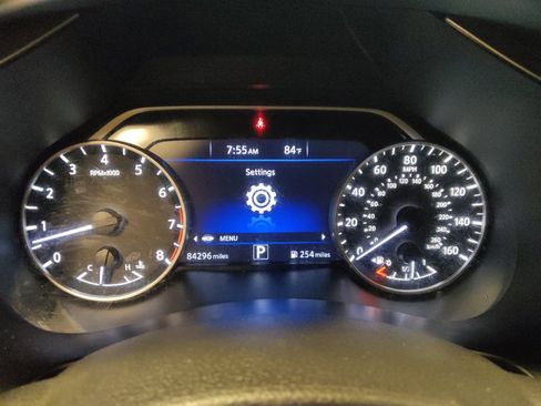 Used 2018 Nissan Murano S FWD image 23