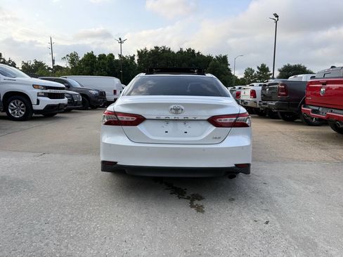 Used 2018 Toyota Camry XLE FWD image 36