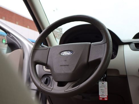 Used 2008 Ford Focus S image 31