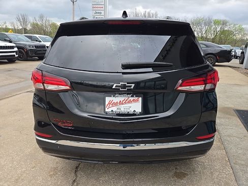 Used 2023 Chevrolet Equinox Premier FWD image 9