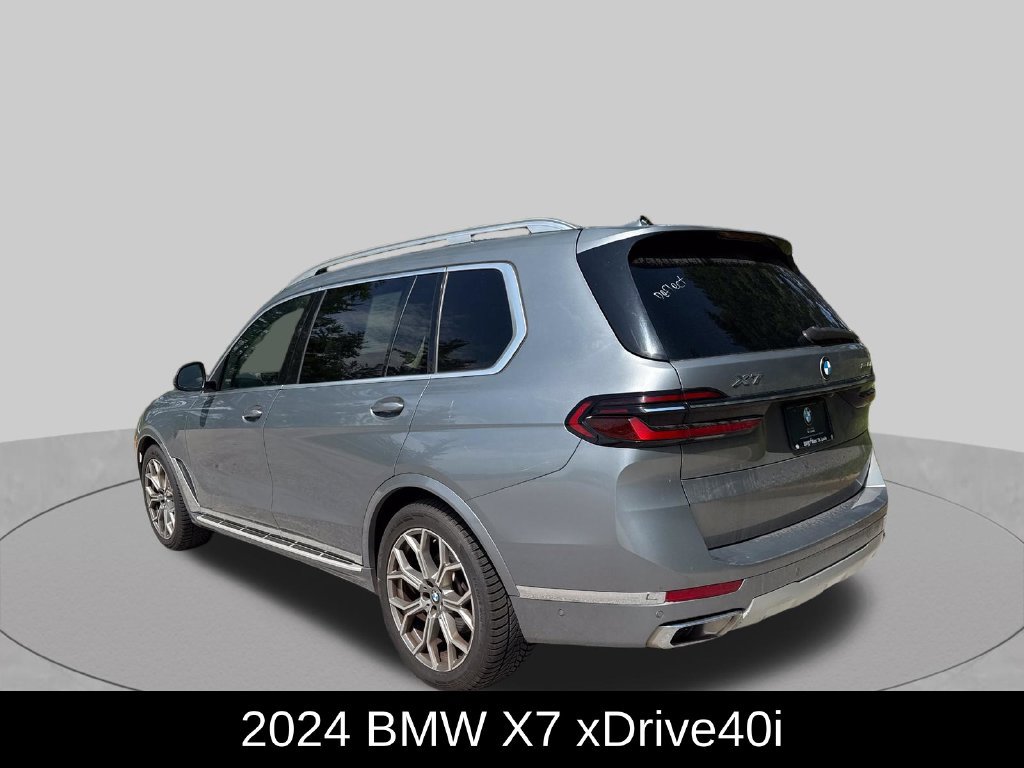 Used 2024 BMW X7 xDrive40i AWD/4WD image 3