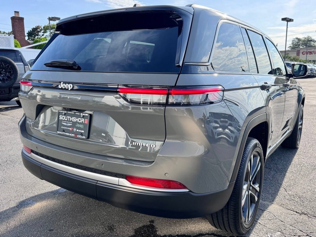 New 2027 Jeep Grand Cherokee Limited AWD/4WD image 8