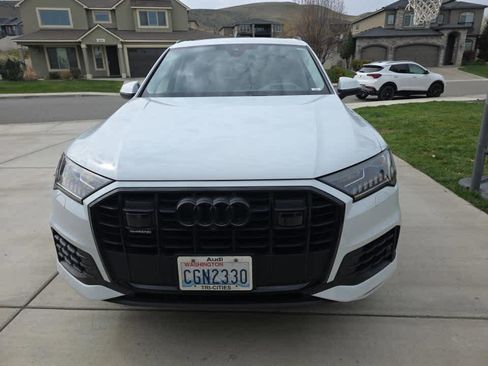 Used 2023 Audi Q7 3.0T Prestige w/ Prestige Package image 2