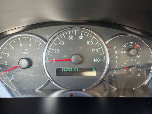 Used 2009 Buick LaCrosse CX FWD image 35