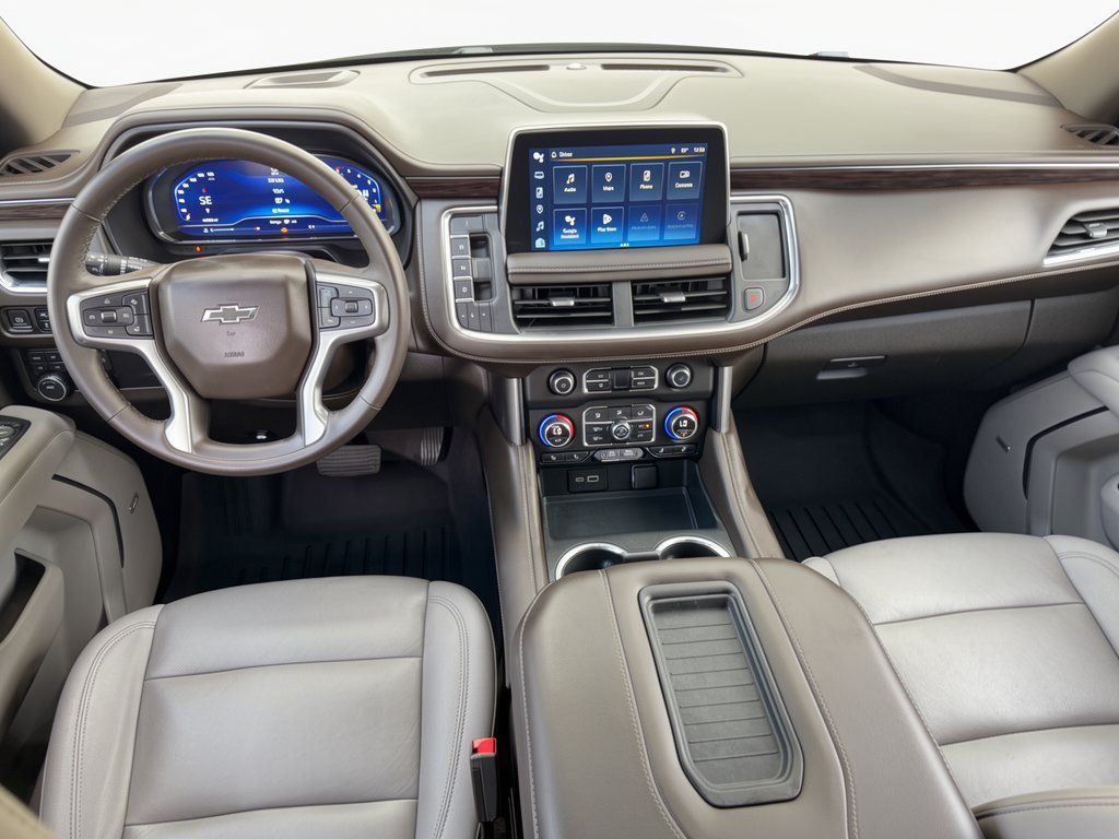 Certified 2023 Chevrolet Tahoe Z71 w/ Luxury Package AWD/4WD image 17