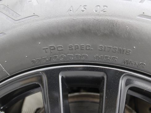 Used 2022 GMC Sierra 1500 Elevation image 39