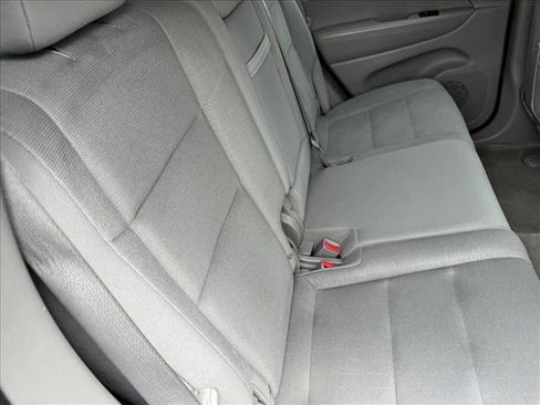 Used 2013 Jeep Grand Cherokee Laredo AWD/4WD image 18