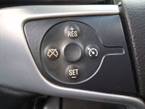 Used 2015 GMC Sierra 1500 SLE image 17