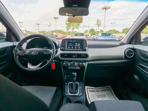 Used 2021 Hyundai Kona SE FWD image 11