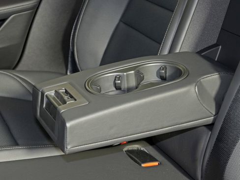 New 2026 Porsche Taycan AWD/4WD image 35