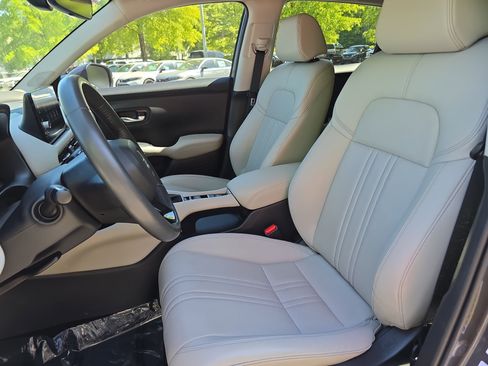 Used 2024 Honda HR-V EX-L image 14