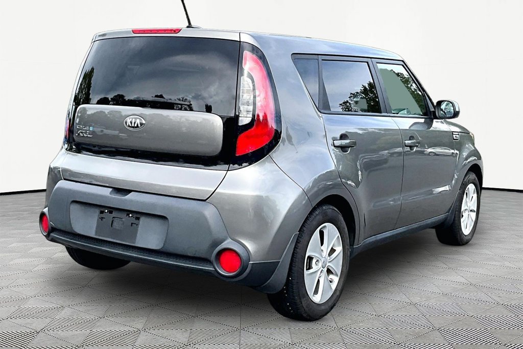 Used 2016 Kia Soul FWD image 6