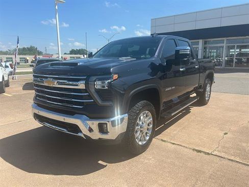 Certified 2024 Chevrolet Silverado 2500 LTZ w/ LTZ Premium Package AWD/4WD image 1