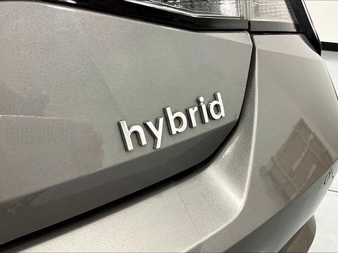 Certified 2022 Hyundai Elantra Limited image 39