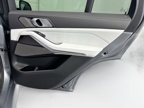 New 2026 BMW X5 xDrive40i image 26