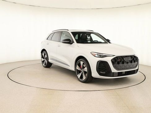 New 2025 Audi SQ5 Premium Plus image 10