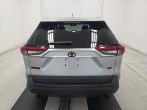 Used 2024 Toyota RAV4 LE FWD image 5