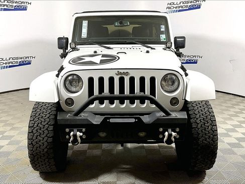 Used 2017 Jeep Wrangler Unlimited Sport image 2