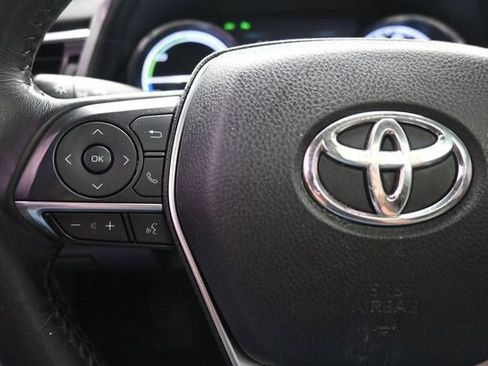 Used 2018 Toyota Camry XLE w/ Audio Package FWD image 27